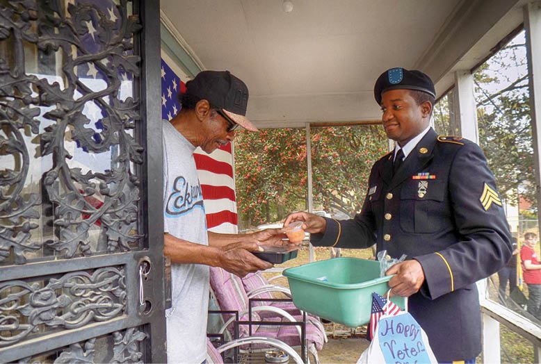 Speical_MIFA_Veterans'_Day_meals_delivery.jpg