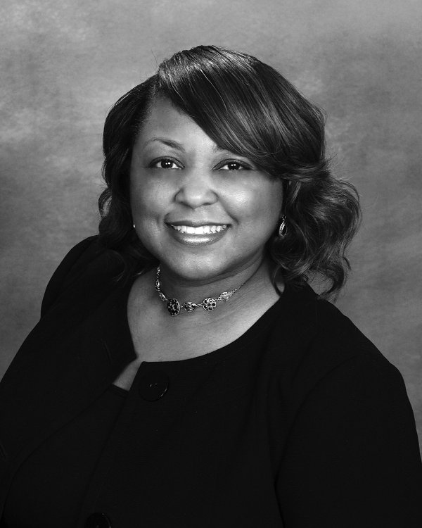 Dr. Tracy D. Hall.jpe