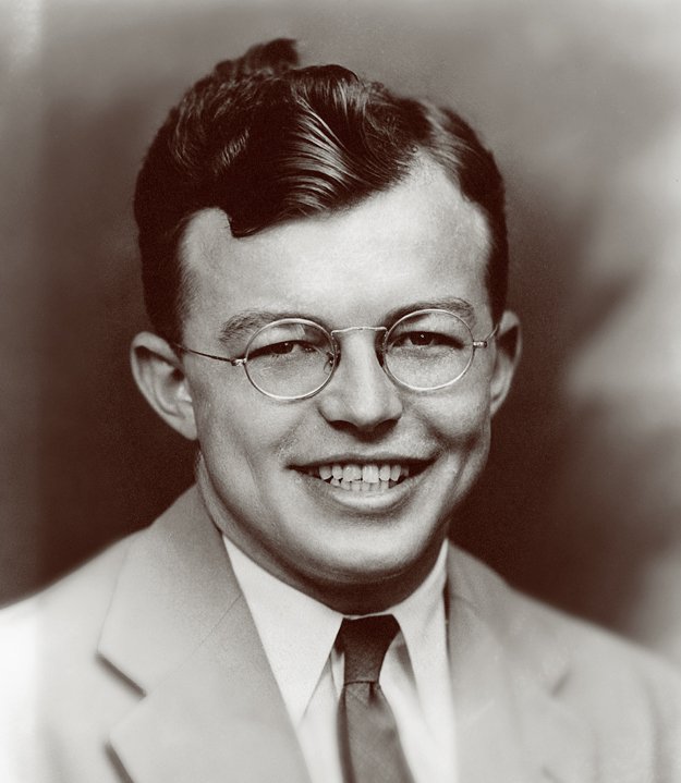 Lewis R. Donelson III as a young lawyer, circa 1945.