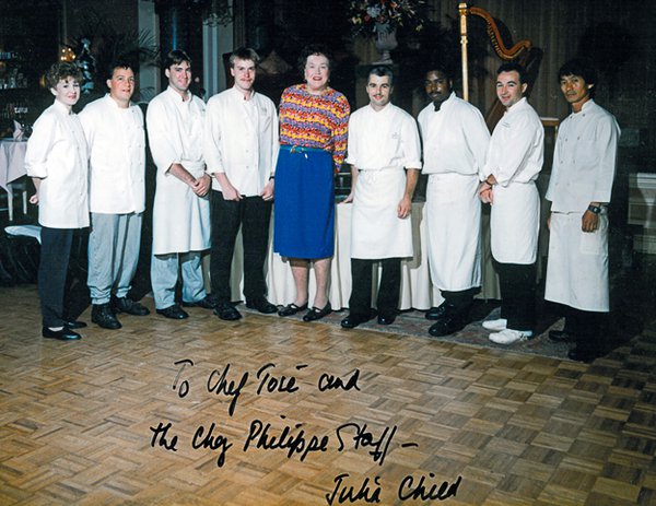 Julia Child and the Chez Phillipe staff, 1994. Gutierrez' future wife, Colleen, is on the far left.
