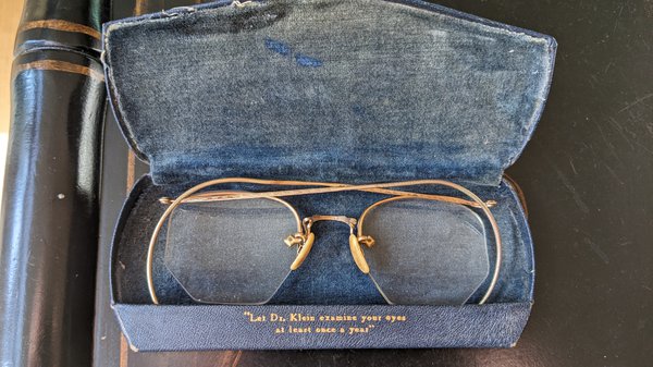 Brys-Eyeglasses1.jpg