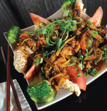 Special deep-fried Vietnamese catfish fillet topped with a zesty ginger and ground-pork sauce.