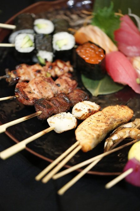 Skewer tray with sushism.jpg