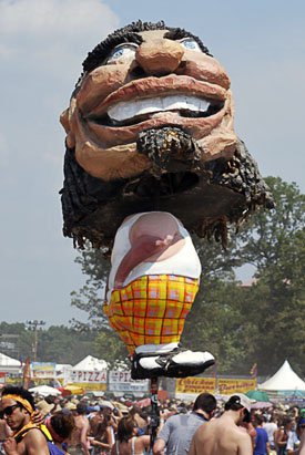 Anyplace else, and this might seem weird, but at Bonnaroo, giant bobbleheads fashioned after the event’s founders hardly draw a glance from the thousands of festivalgoers