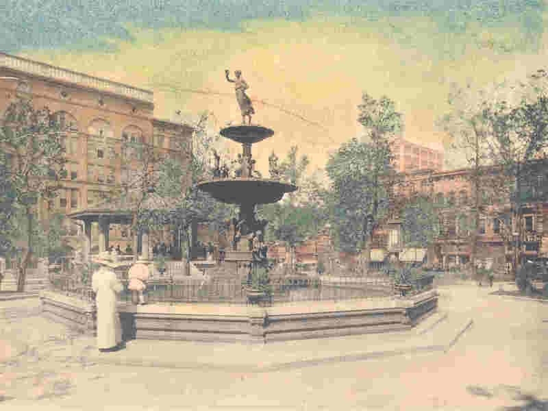 Court-square-fountain-1912-blog.jpg